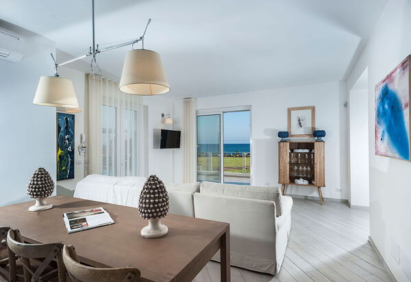 Casa Mareblu - Marina Di Modica, Sicilia: Autunno, Estate, Primavera, Sala da pranzo, Soggiorno