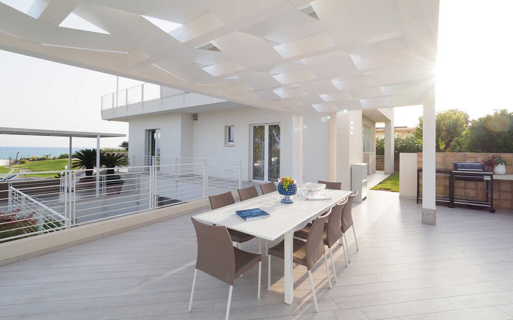 Casa Mareblu - Marina Di Modica, Sicilia: Autumn, Balcony / Terrace / Patio, Building Exterior, Outdoor, Scenic View, Spring, Summer