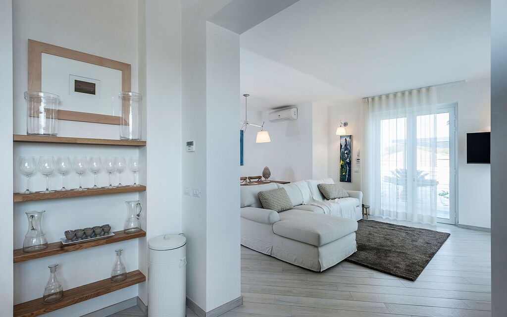 Casa Mareblu - Marina Di Modica, Sicilia: Autumn, Kitchen, Living Room, Spring, Summer