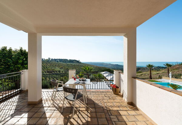 Villa Agrigenta - Ribera, Sicilia: all'aperto, Autunno, Balcone / Terrazza / Patio, Estate, Esterni, Piscina, Primavera, Vista Panoramica