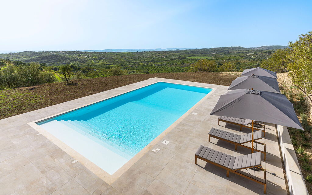 Casa Bianca - Noto, Sicilia: Autumn, Balcony / Terrace / Patio, Building Exterior, Outdoor, Pool, Scenic View, Spring, Summer