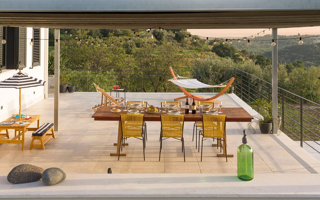 Casa Bianca - Noto, Sicilia: Autumn, Balcony / Terrace / Patio, Building Exterior, Outdoor, Spring, Summer