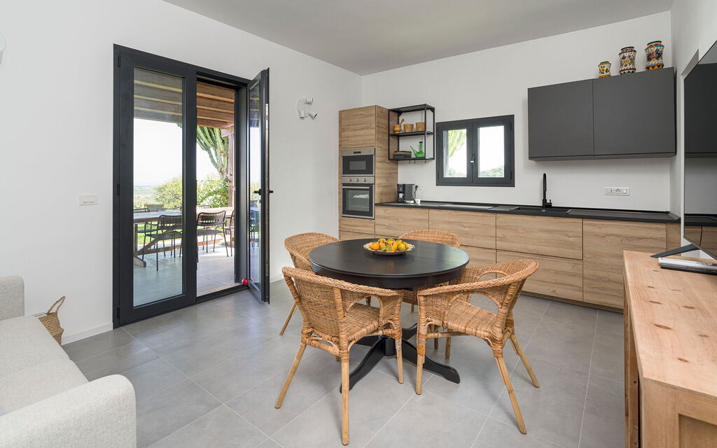 Casa Bianca - Noto, Sicilia: Autumn, Dining Room, Kitchen, Spring, Summer