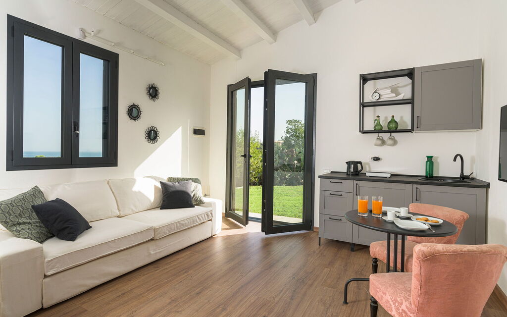 Casa Bianca - Noto, Sicilia: Autumn, Dining Room, Kitchen, Living Room, Other Room, Spring, Summer