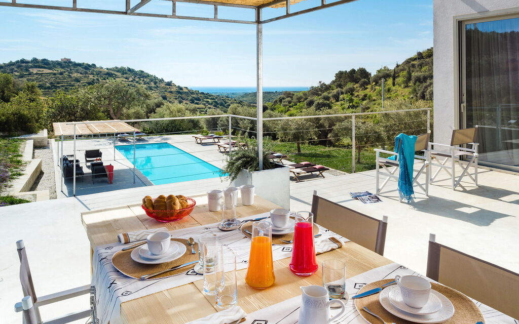 Casabella - Avola, Sicilia: Autumn, Balcony / Terrace / Patio, Building Exterior, Garden, Outdoor, Pool, Scenic View, Spring, Summer