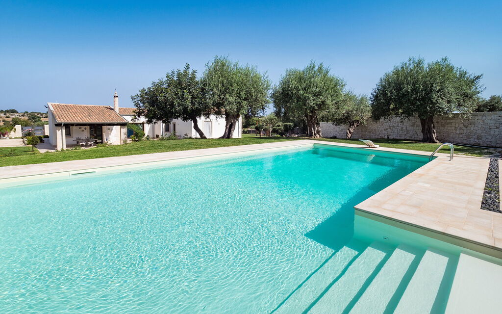 Corte Carrubo - Rosolini, Sicilia: Autumn, Balcony / Terrace / Patio, Building Exterior, Garden, Outdoor, Pool, Spring, Summer