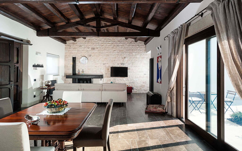 Corte Carrubo - Rosolini, Sicilia: Autumn, Dining Room, Living Room, Spring, Summer