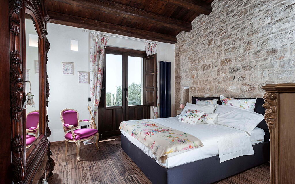 Corte Carrubo - Rosolini, Sicilia: Autumn, Bedroom, Spring, Summer