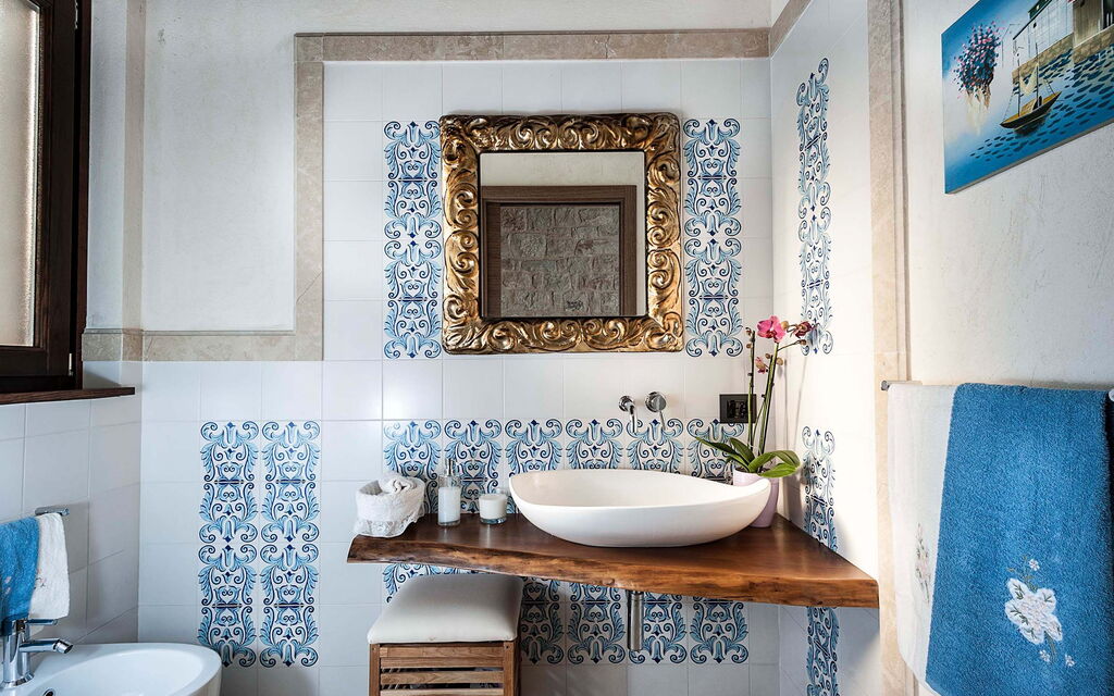 Corte Carrubo - Rosolini, Sicilia: Autumn, Bathroom, Spring, Summer