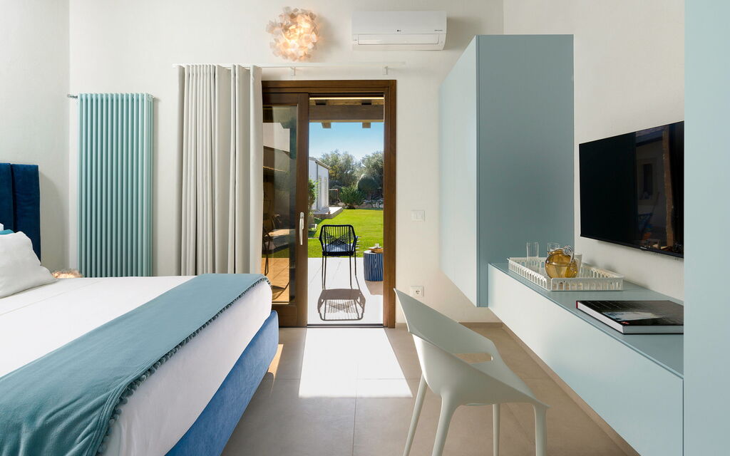 Corte Carrubo - Rosolini, Sicilia: Autumn, Bedroom, Spring, Summer