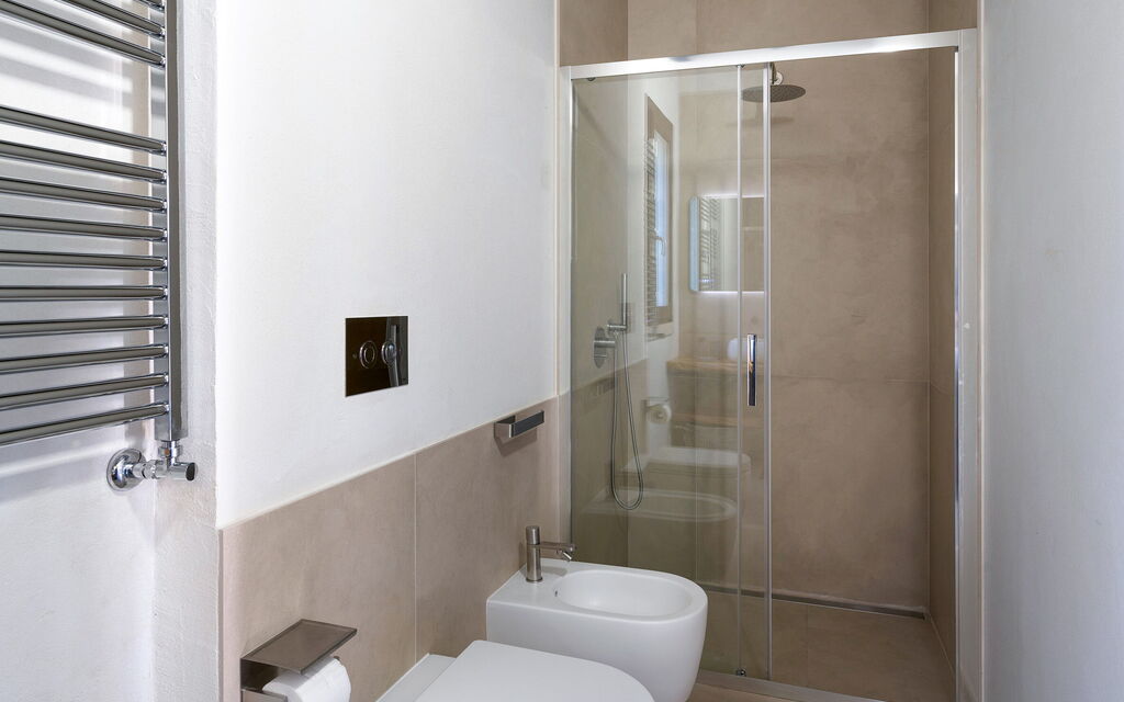 Corte Carrubo - Rosolini, Sicilia: Autumn, Bathroom, Spring, Summer