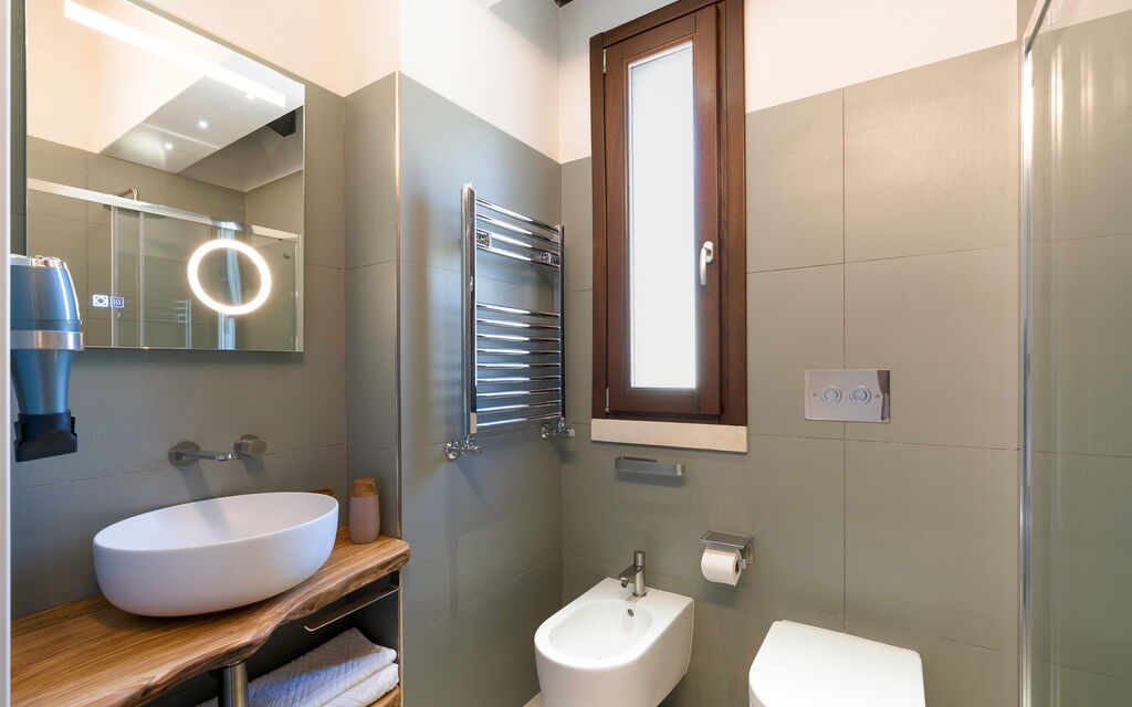 Corte Carrubo - Rosolini, Sicilia: Autumn, Bathroom, Spring, Summer