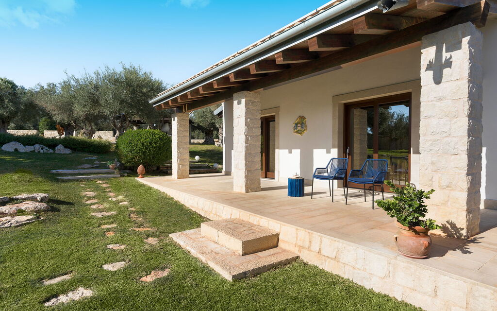 Corte Carrubo - Rosolini, Sicilia: Autumn, Balcony / Terrace / Patio, Building Exterior, Garden, Outdoor, Spring, Summer