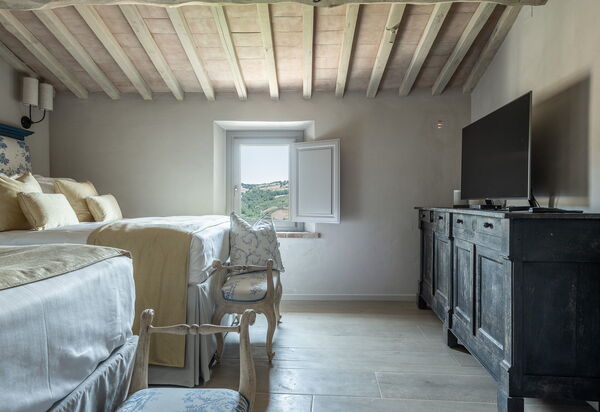 Casale Del Podere Tesoro - Radicondoli, Toscana: Autunno, Camera da letto, Estate, Primavera