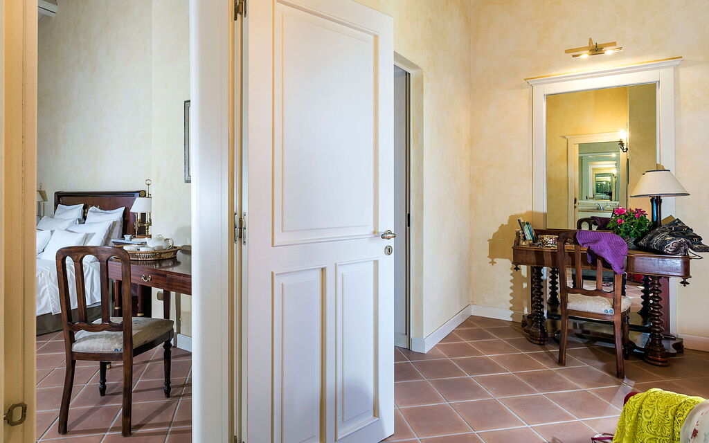 Casa Colore - Siracusa, Sicilia: Autumn, Bedroom, Spring, Summer