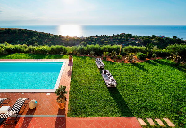 Villa Ester - Capo D'orlando, Sicilia: all'aperto, Autunno, Estate, Esterni, Giardino, Piscina, Primavera, Vista Panoramica