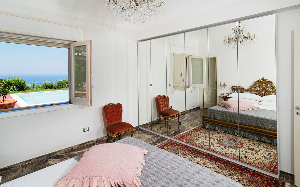 Villa Ester - Capo D'orlando, Sicilia: Autunno, Camera da letto, Estate, Piscina, Primavera, Vista Panoramica