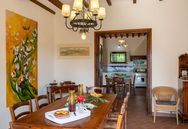 Tenuta Monti: Living Room