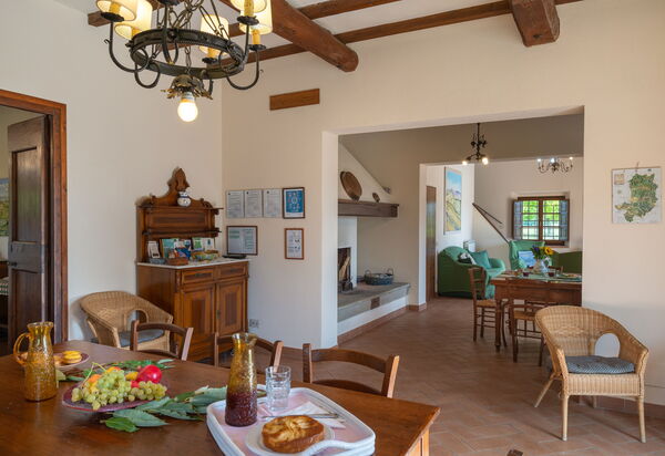 Tenuta Monti: Living Room