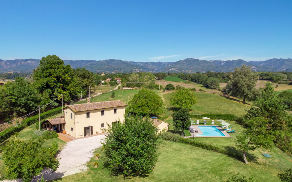 Tenuta Monti: Building Exterior, Pool