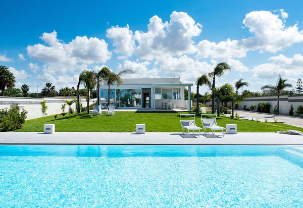 Casa Biancoverde - Marsala, Sicilia: all'aperto, Autunno, Balcone / Terrazza / Patio, Estate, Esterni, Giardino, Piscina, Primavera