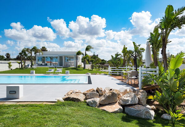 Casa Biancoverde - Marsala, Sicilia: all'aperto, Autunno, Balcone / Terrazza / Patio, Estate, Esterni, Giardino, Piscina, Primavera
