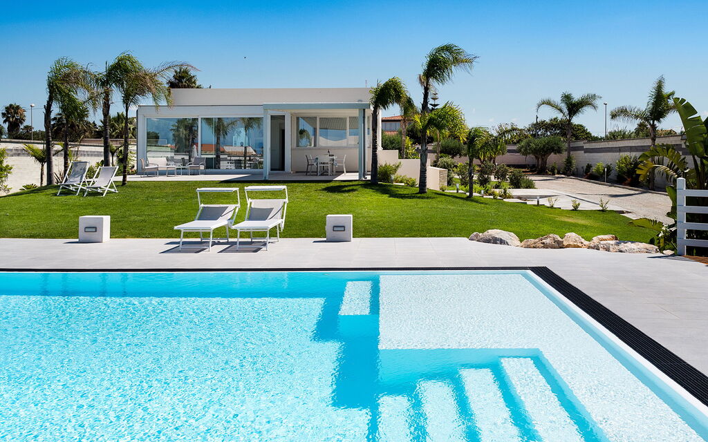 Casa Biancoverde - Marsala, Sicilia: all'aperto, Autunno, Balcone / Terrazza / Patio, Estate, Esterni, Giardino, Piscina, Primavera