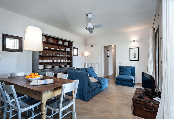 Isolina Bianca - Scicli, Sicilia: Autunno, Estate, Primavera, Sala da pranzo, Soggiorno