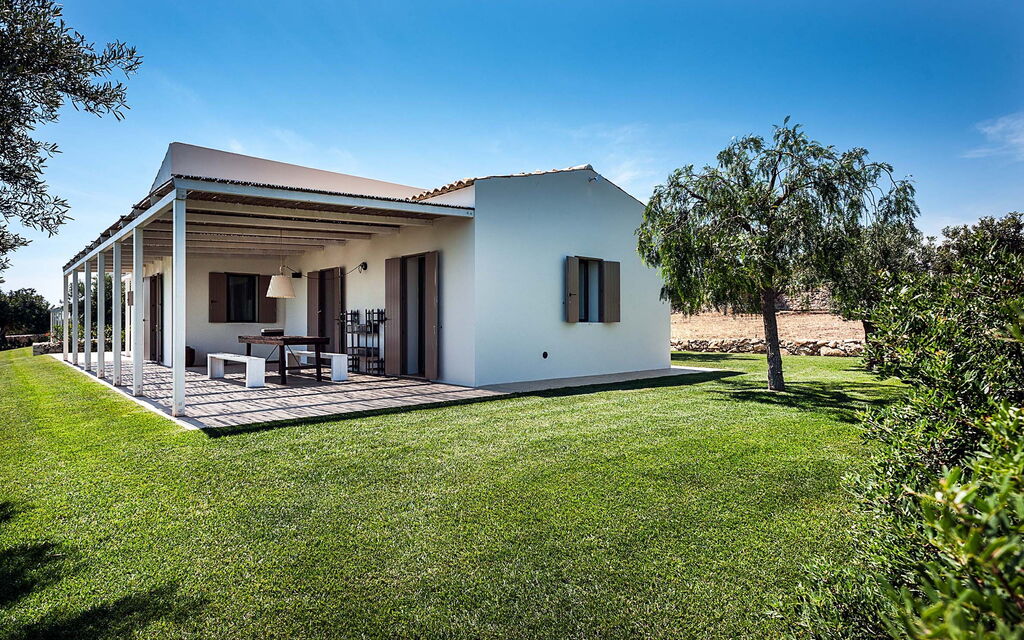 Isolina Rossa - Scicli, Sicilia: all'aperto, Autunno, Estate, Esterni, Giardino, Primavera