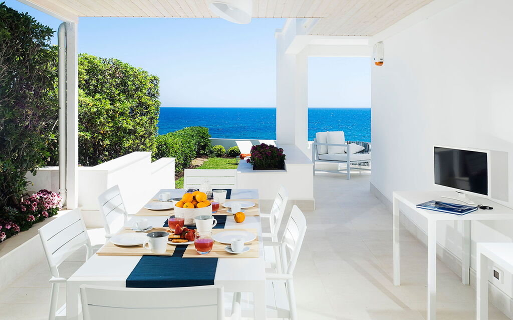 Mariposa - Fontane Bianche, Sicilia: Autumn, Balcony / Terrace / Patio, Building Exterior, Outdoor, Scenic View, Spring, Summer