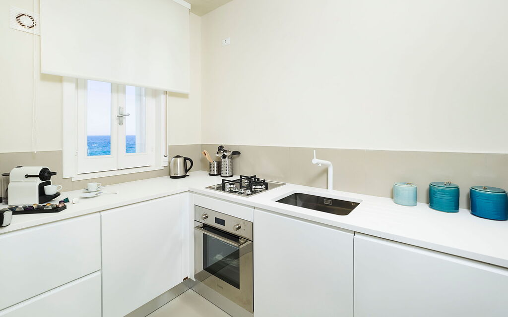 Mariposa - Fontane Bianche, Sicilia: Autumn, Kitchen, Spring, Summer