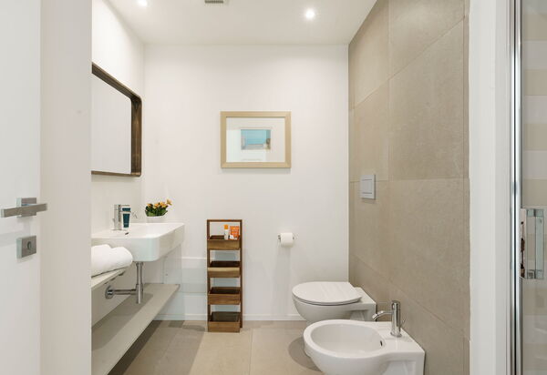 Splendida - Modica, Sicilia: Autunno, Bagno, Estate, Primavera