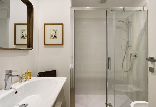 Splendida - Modica, Sicilia: Autunno, Bagno, Estate, Primavera