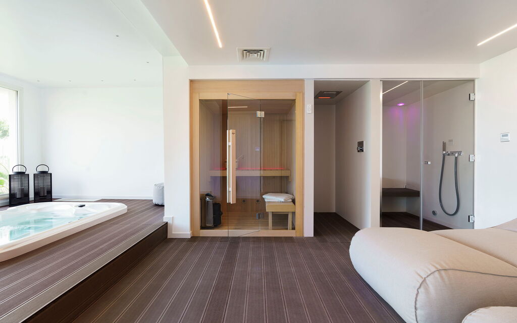 Splendida - Modica, Sicilia: Autumn, Hot Tub, Spring, Summer, Wellness