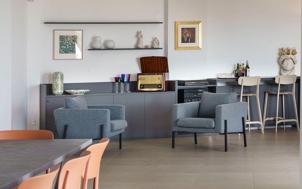 Splendida - Modica, Sicilia: Autumn, Dining Room, Living Room, Spring, Summer