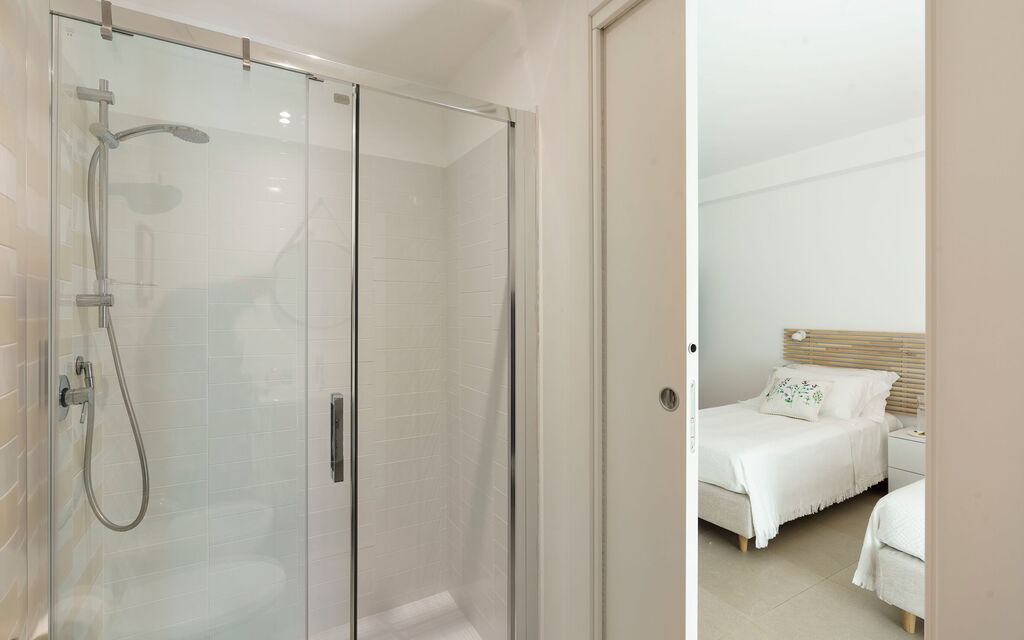 Splendida - Modica, Sicilia: Autumn, Bathroom, Bedroom, Spring, Summer