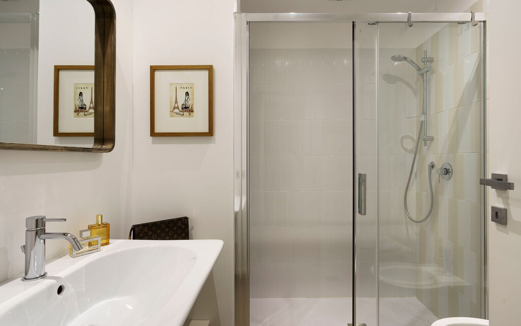 Splendida - Modica, Sicilia: Autumn, Bathroom, Spring, Summer