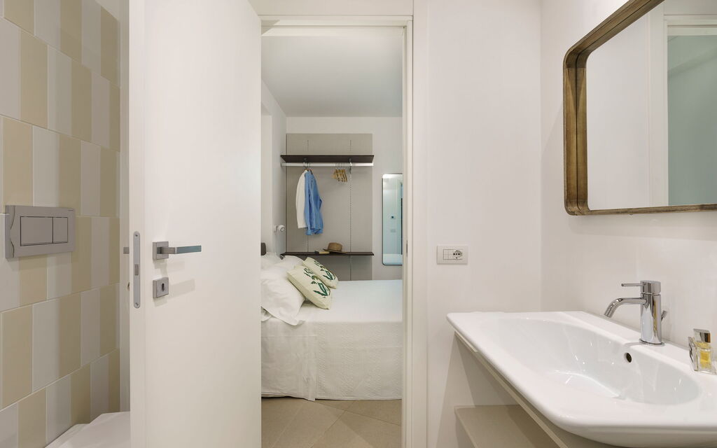 Splendida - Modica, Sicilia: Autumn, Bathroom, Spring, Summer