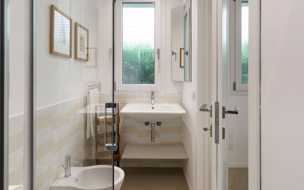 Splendida - Modica, Sicilia: Autumn, Bathroom, Spring, Summer