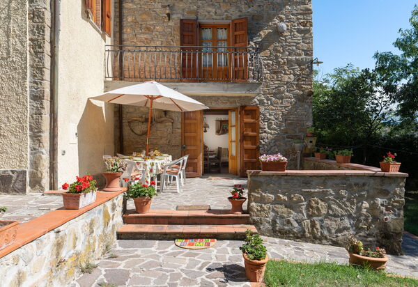 Casa Corella: all'aperto, Autunno, Balcone / Terrazza / Patio, Entrata Principale, Estate, Esterni, Inverno, Sala da pranzo