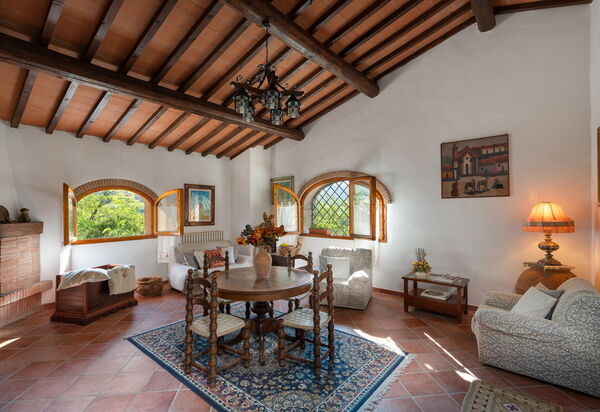 Casa Corella: Estate, Soggiorno