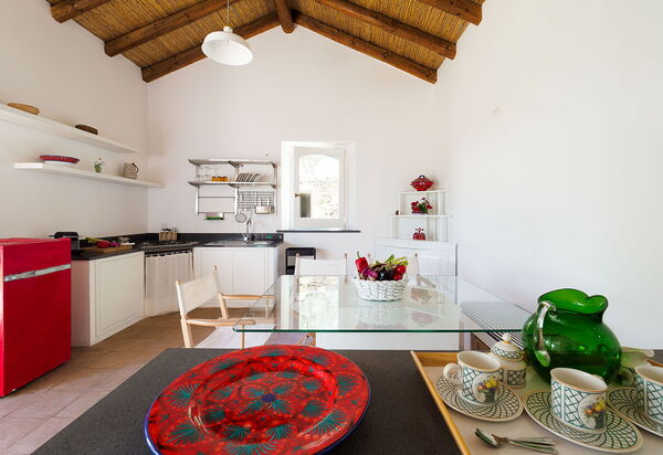 Villa Tranquilla - Randazzo, Sicilia: Autunno, Cucina, Estate, Primavera, Sala da pranzo