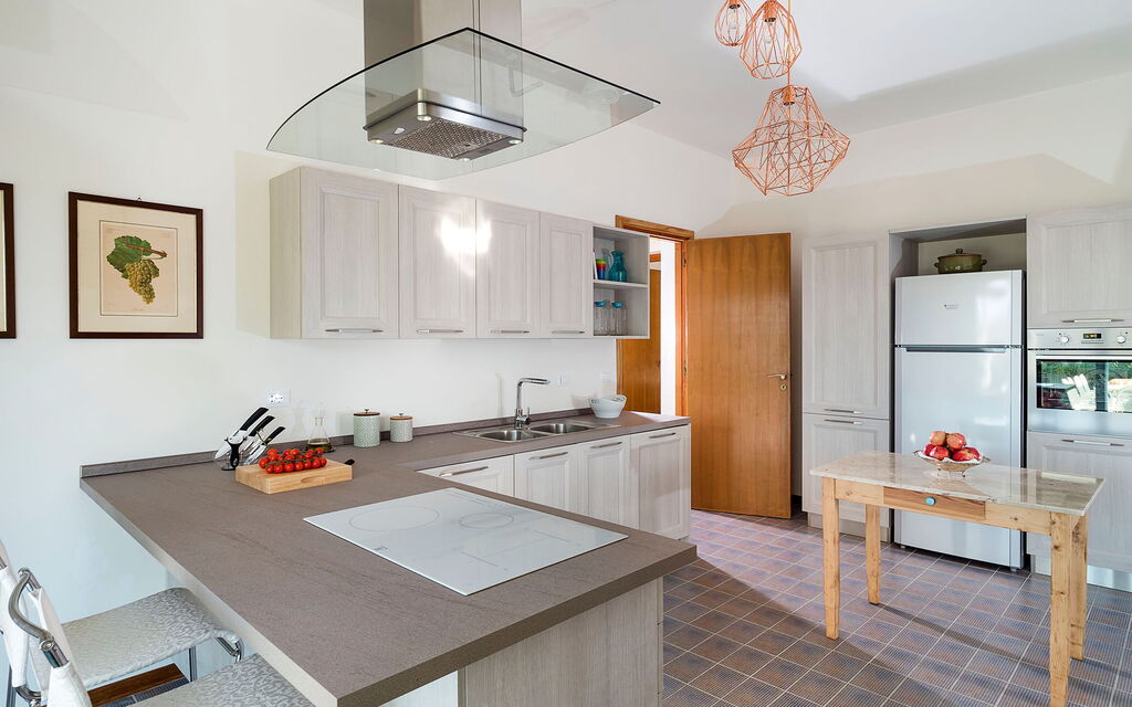 Villa Chiara - Paceco, Sicilia: Autumn, Kitchen, Spring, Summer