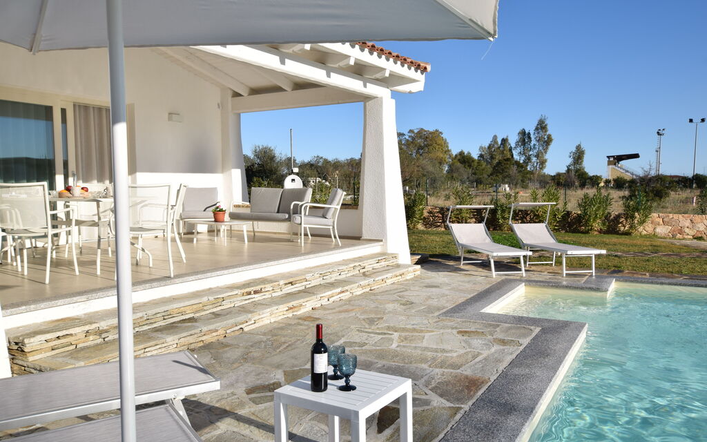 Villa Helios - Budoni, Sardegna: Autunno, Estate, Giardino, Piscina, Primavera