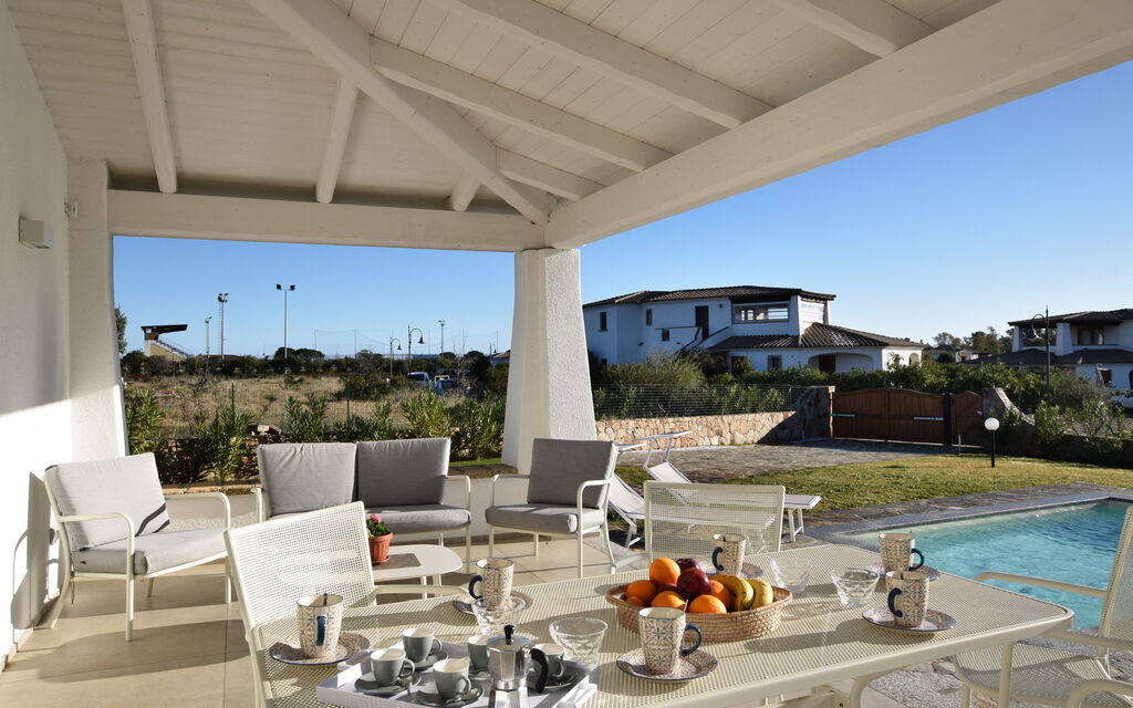 Villa Helios - Budoni, Sardegna: Autunno, Estate, Giardino, Piscina, Primavera