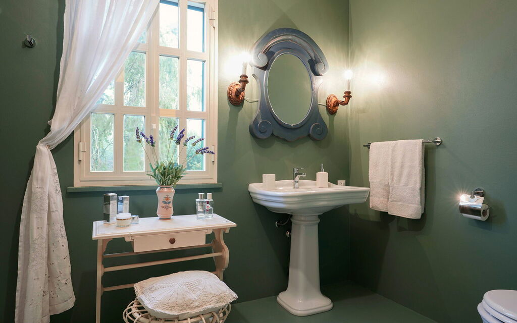 Casa Fiore - Salemi, Sicilia: Autumn, Bathroom, Spring, Summer