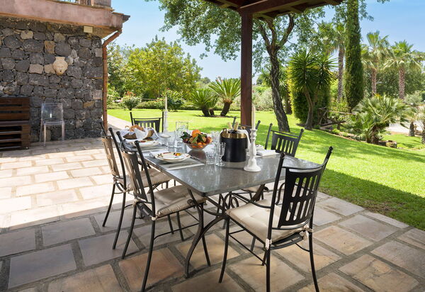 Oasi Verde - Santa Maria La Stella, Sicilia: all'aperto, Autunno, Balcone / Terrazza / Patio, Estate, Esterni, Giardino, Primavera