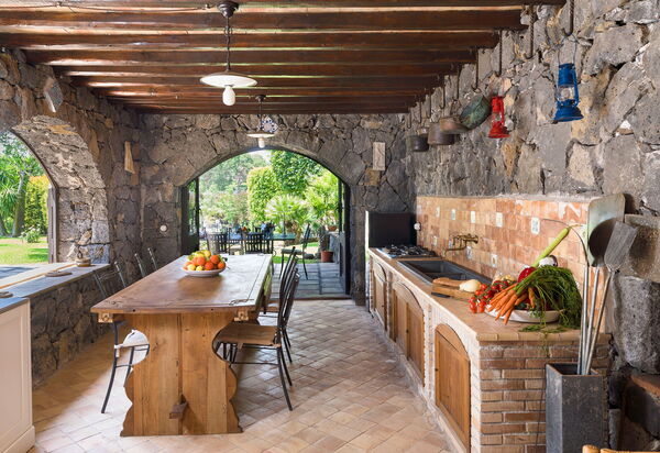 Oasi Verde - Santa Maria La Stella, Sicilia: all'aperto, Autunno, Balcone / Terrazza / Patio, Estate, Esterni, Primavera