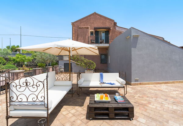 Oasi Verde - Santa Maria La Stella, Sicilia: all'aperto, Autunno, Balcone / Terrazza / Patio, Estate, Esterni, Primavera