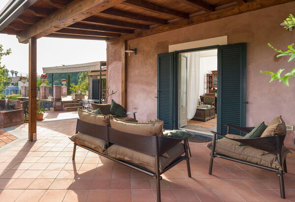 Oasi Verde - Santa Maria La Stella, Sicilia: all'aperto, Autunno, Balcone / Terrazza / Patio, Estate, Esterni, Primavera